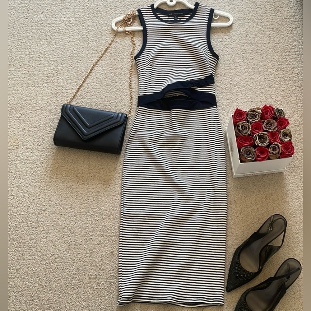 One❤️Clothing Los Angeles Striped Tank Fitted Midi Cut Out Dress - Picture 5 of 17